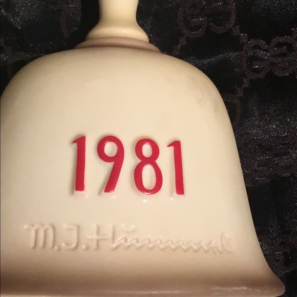 GOEBEL BELL IN PERFECT CONDITION - Picture 10 of 12